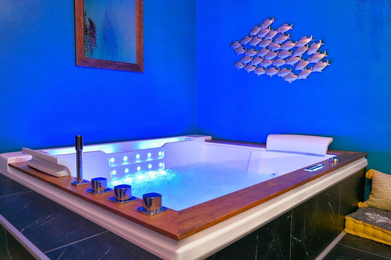 Moonlove, Spa/sauna Et Jacuzzi Prives, Charme Et Detente. Apartment Nancy